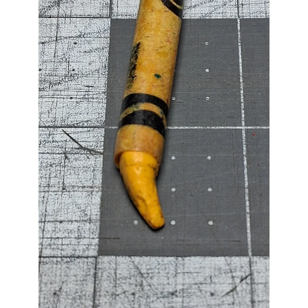 Crayola Crayon Dandelion Yellow Retired Color Loose Single Wax Art Supply Read